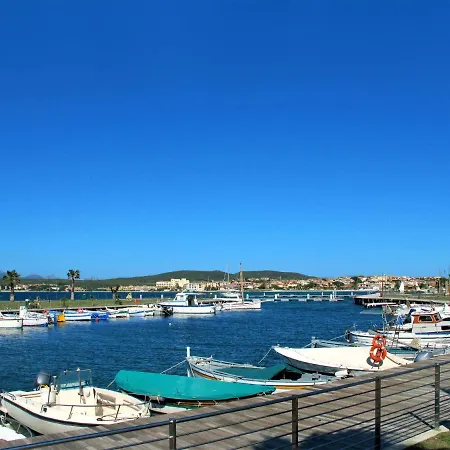 Agrifoglio By Interhome Casa Tamponi